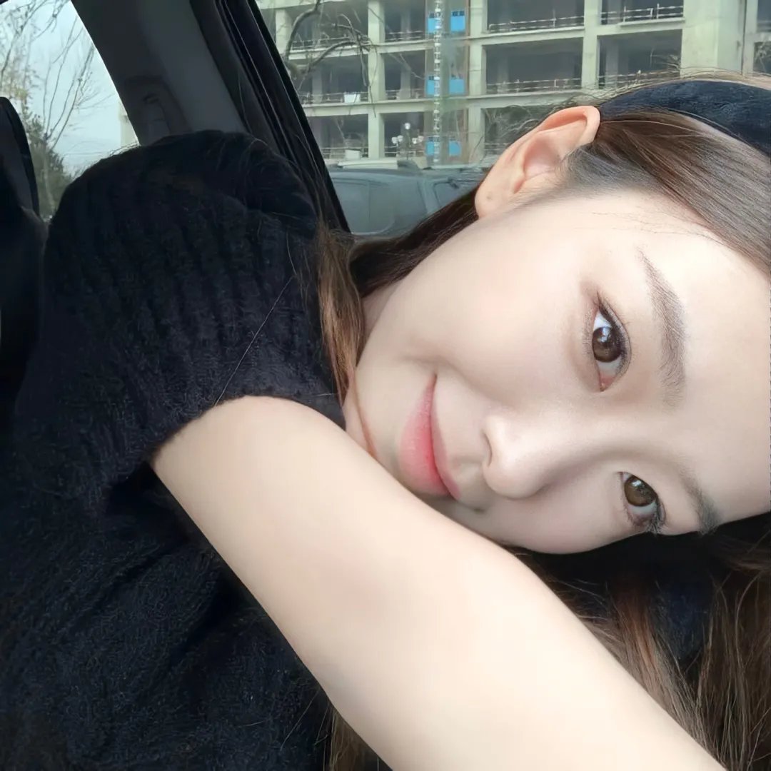 远看是蔚蓝的春天